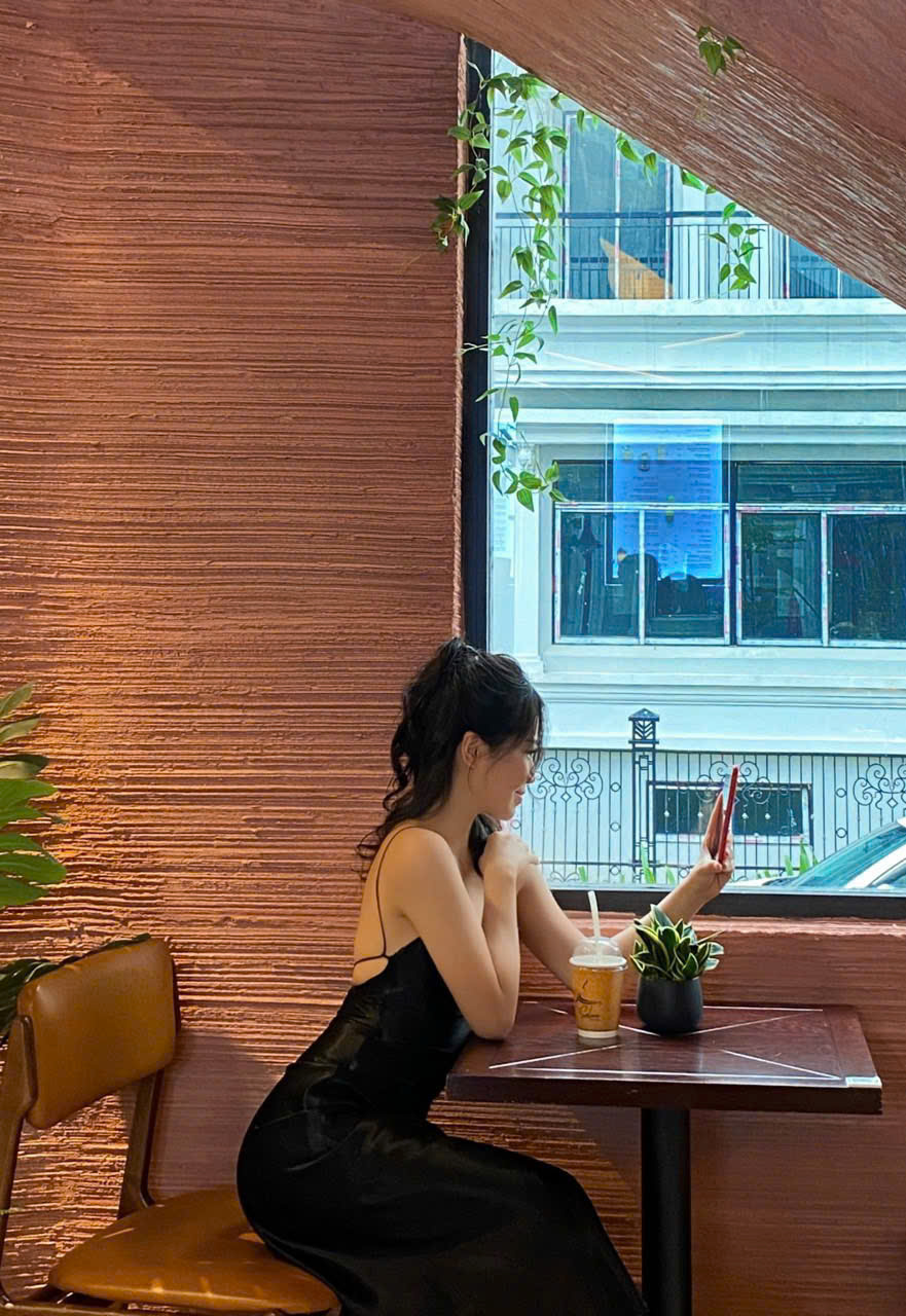 Selena 1 - ảnh không gian 1
